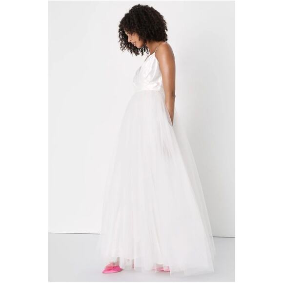 Lulus-Spellbinding Beauty White Glitter Sleeveless Tulle Gown - Picture 4 of 4